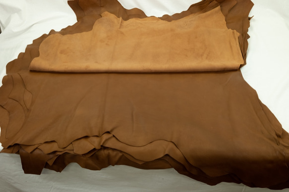オイルディア ブラウン - Oiled Deer Brown - 鹿革 天然皮革 Leather 2枚目の画像