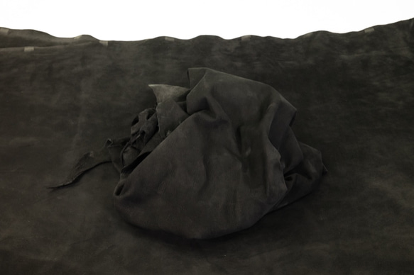 ホースヌバック ブラック - Horse Nubuck Black - 馬革 Leather 3枚目の画像