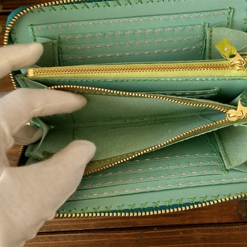 小さなダブルファスナーの長財布（ターコイズミント） 長財布 ますみ