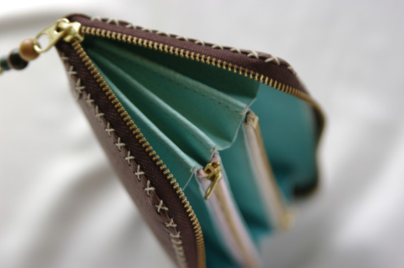 ダブルファスナーの長財布（チョコミント） 8枚目の画像