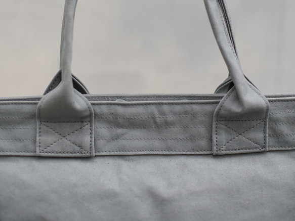 蝋引き帆布手提げかばん　パラフィンキャンバストートバッグ　アンブラント灰色 2枚目の画像
