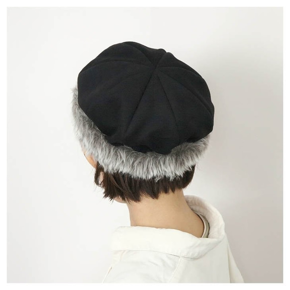 秋冬向け　アシメなファー飾りのベレー帽　～ファーバンドベレー帽～ 2枚目の画像