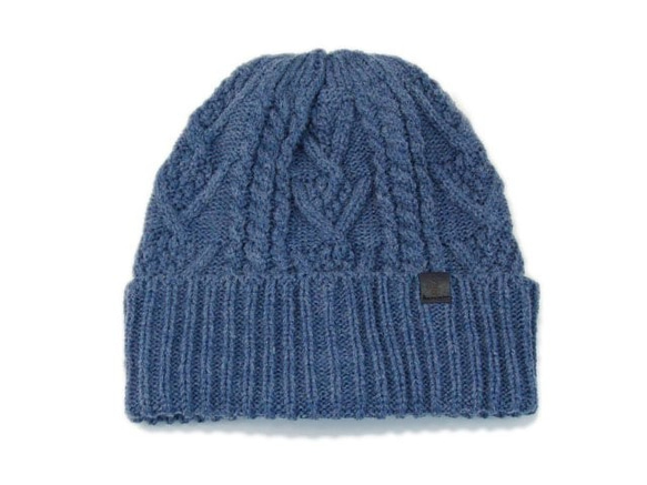秋冬向け素材　　手編み風の太糸で編み　～ローゲージケーブルニット帽～ 6枚目の画像