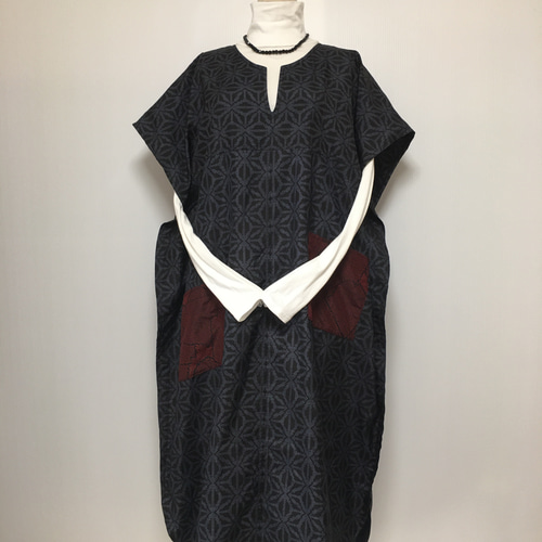 着物リメイク 大島紬(7マルキ)からドロップショルダーワンピース(L~LL) 着物リメイク 大島紬(7マルキ)からドロップショルダーワンピース