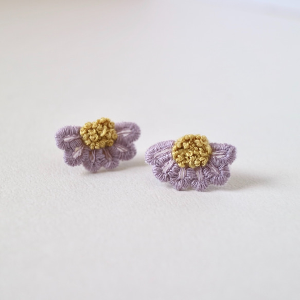 marguerite purple イヤリング/ピアス 2枚目の画像