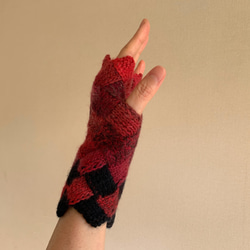 手編みニット手袋　指なし　アームウォーマー ボルドーMIX　ヘリンボーン編み 3枚目の画像
