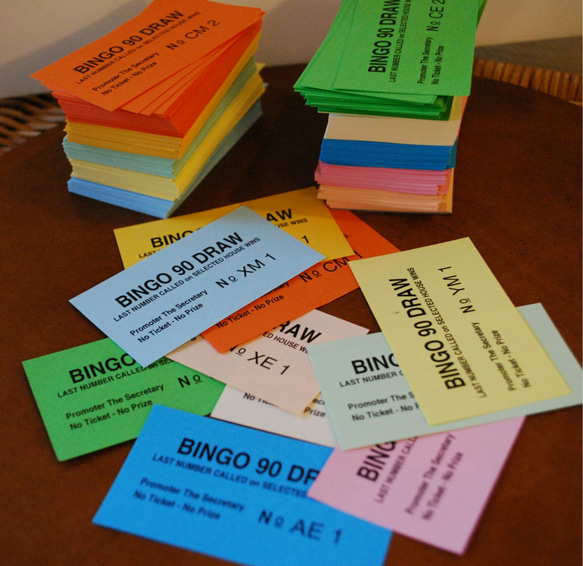 BINGO チケット カードタイプ  100枚(10色✕10枚) 3枚目の画像