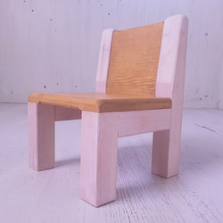 豆椅 堅固的木製嬰兒椅 天然油漆 可訂購 兒童房 商店固定裝置 兒童角 天然家具 可愛 第2張的照片