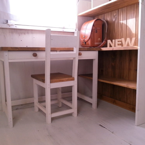 無垢ヒノキで造る家具 アンティーク風 学習机 作業台 ミシン台 無垢ヒノキで造る家具 アンティーク風 学習机 作業台 ミシン台