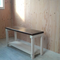 無垢ヒノキで造る家具　アンティーク風　ベンチスツール　ロングスツール　飾り棚　オーダー可　シンプル　カフェ風　什器　　 1枚目の画像
