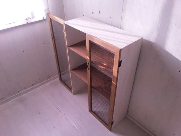 アンティークテイスト　キャビネット　観音開き扉　収納棚 W700　Ｄ27.5　オーダー可　店舗什器　シンプル　ナチュラル 