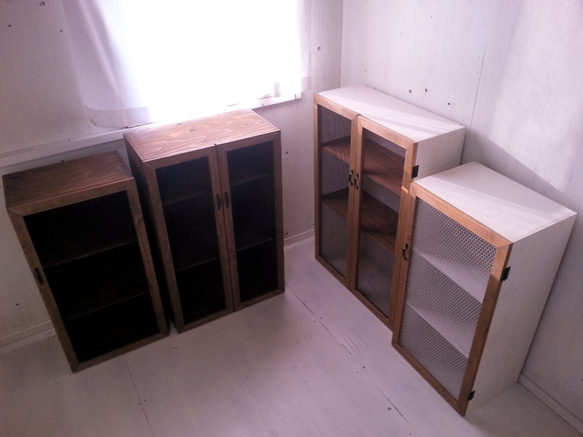 アンティークテイスト　キャビネット　観音開き扉　収納棚 W700　Ｄ27.5　オーダー可　店舗什器　シンプル　ナチュラル 