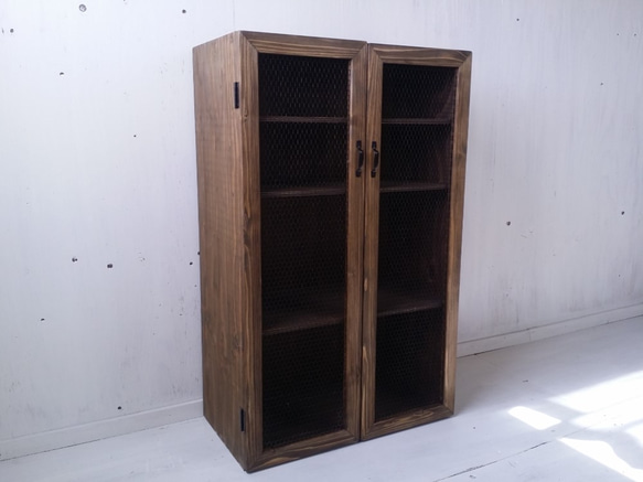 yuki様　アンティーク　観音開き　棚　希少品 yuki様 アンティーク 観音開き 棚 希少品 - メルカリ