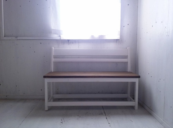 無垢ヒノキで造る家具　アンティーク風　背もたれ付ベンチチェア　オーダー可　カフェ風インテリア　店舗什器　ベンチ　　　　　 5枚目の画像