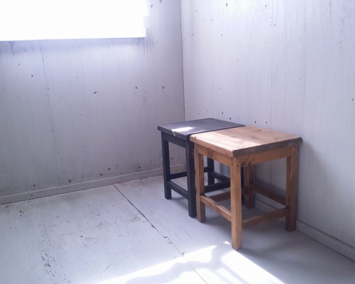桧スツール角（ハンドメイド） 桧スツール角（ハンドメイド） 維鶴木工