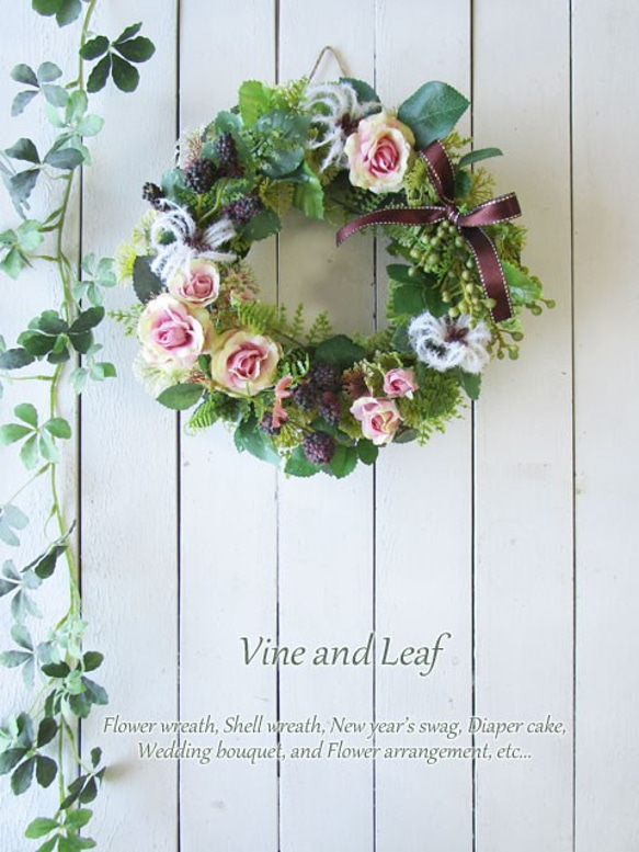 バラと木いちごのリース〜長く飾れるアーティフィシャルリース[F211003] 5枚目の画像