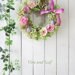 プリザーブドローズとライスフラワーのリース（ラベンダーピンク）～長く飾れるプリザーブドフラワー～[F211033] 5枚目の画像