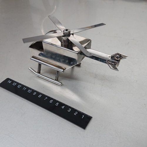 RC緊急メタルヘリコプター 飾る模型”から“飛ばす模型”へ 1/48スケール電動RCヘリ「UH-60