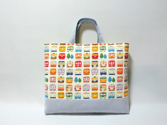 電車いっぱい《オフホワイト》 　レッスンバック　絵本バック 1枚目の画像