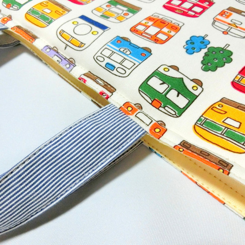 電車いっぱい《オフホワイト》 レッスンバック 絵本バック
