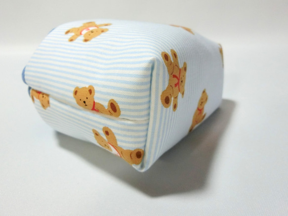 北欧柄・ベア　くまくん　お弁当入れ 3枚目の画像