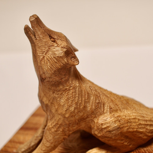 希少時代物 大口真神　天然石 オブジェ　置物　骨董　ニホンオオカミ　翡翠　狼 希少時代物 大口真神 天然石 オブジェ 置物 骨董 ニホンオオカミ 翡翠