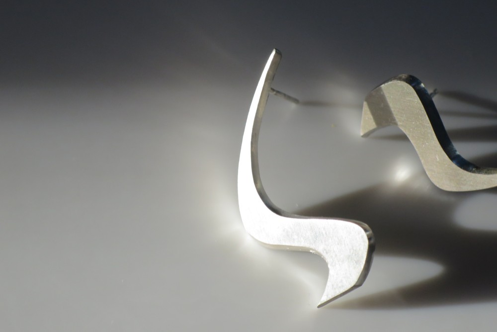 streamline earrings イヤリングも可能