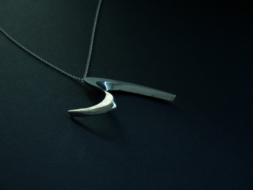 streamline necklace