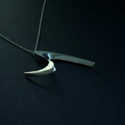 streamline necklace 1枚目の画像