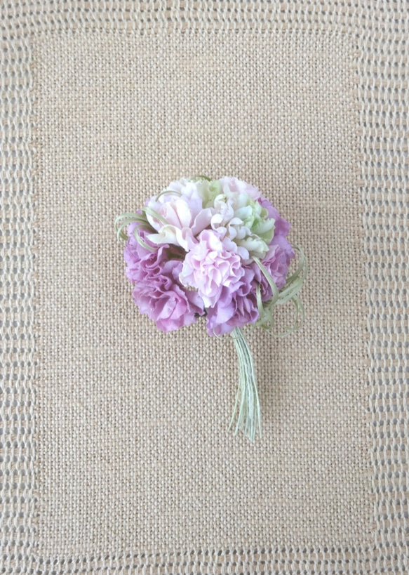 フリル小花のポンポン パープルmix * 綿ローン製 * コサージュ 1枚目の画像