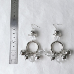 S89    シルバー　メタル　クリア　ボール　サークル　じゃらじゃら　ピアス　イヤリング　 4枚目の画像