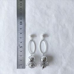 #95    シルバー　メタル　ビッグ　ボール　オーバル　じゃらじゃら　シンプル　ピアス 5枚目の画像