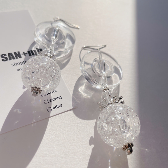 S147    再販♡    クリア　クラック　シルバー　メタル　サークル　ボール　個性派　ピアス　イヤリング 4枚目の画像