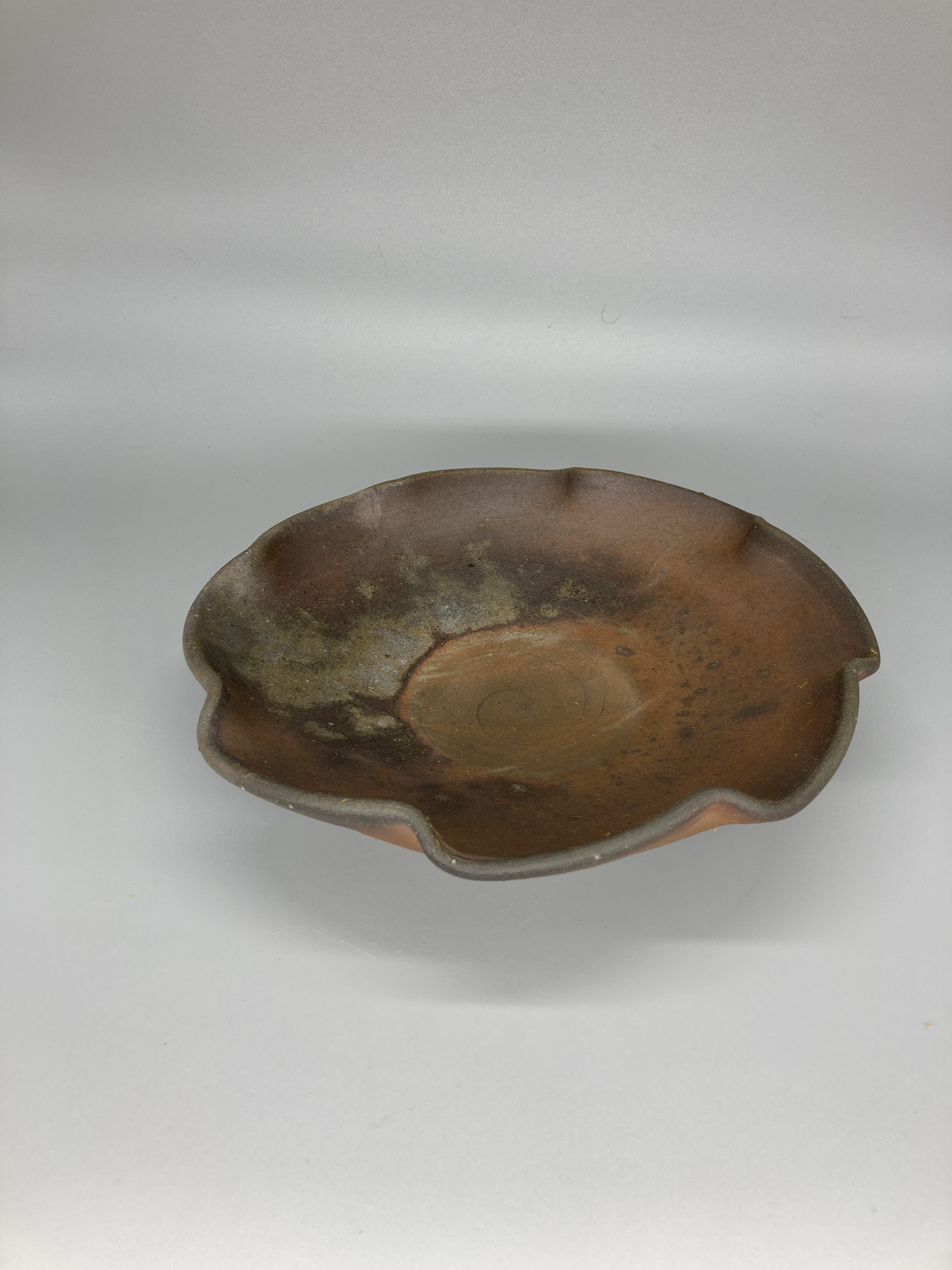 備前焼　輪花鉢　桟切　紙箱入り