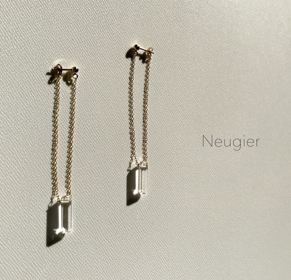 Neugier 水晶石英刻面閃光耳環 第2張的照片