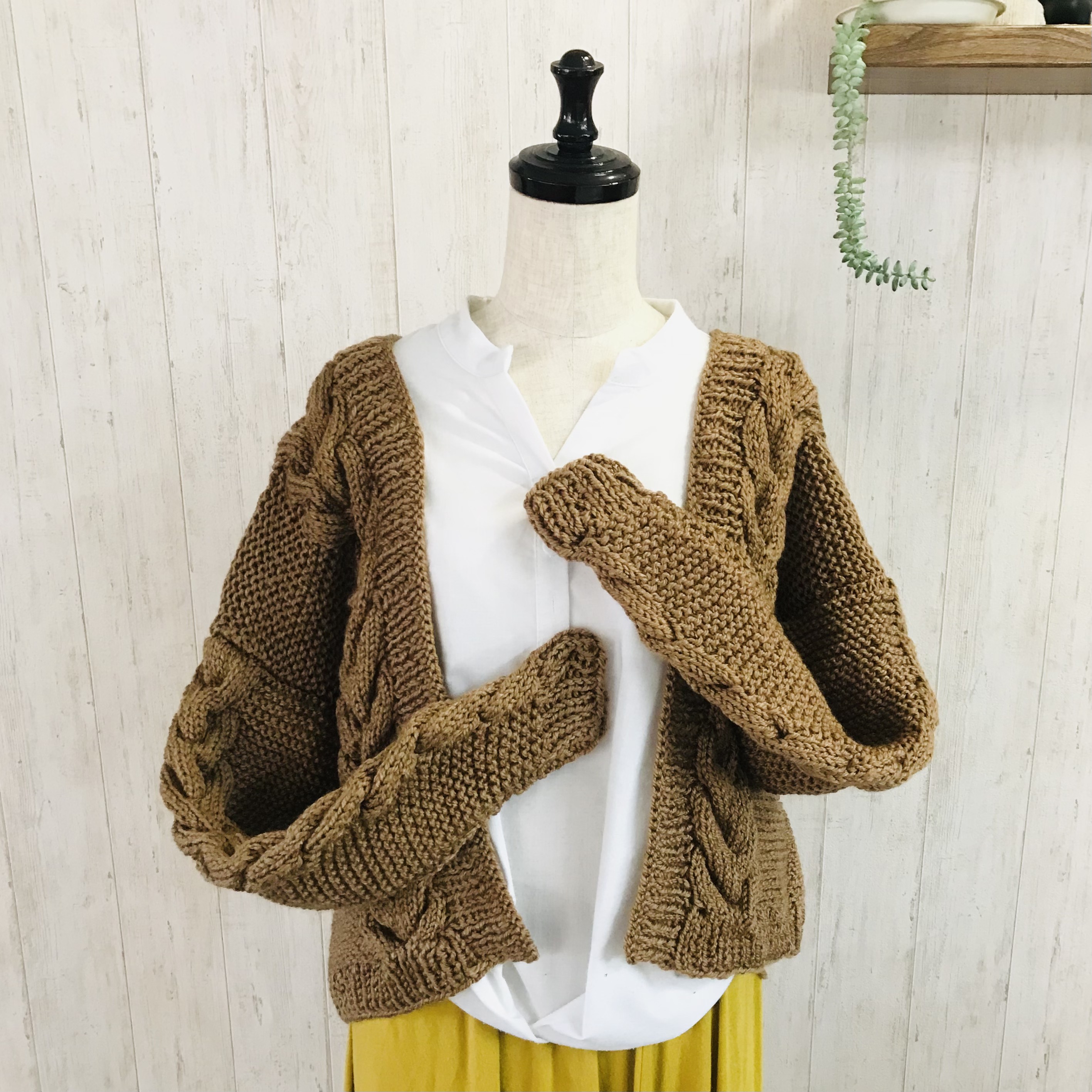 新品◆リナシメント◆ざっくりケーブル編みニット！色合いのいい人気ガウンカーディ 楽天市場】ざっくりニット カーディガン セーター ケーブル編み