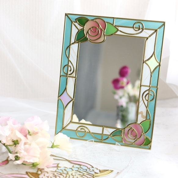 ピンクの薔薇の鏡　ステンドグラス ピンクの薔薇の鏡ステンドグラス