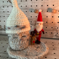 クリスマス 白いお家の小物入れ＆サンタクロースのコースター(トナカイ付き)羊毛フェルト 2枚目の画像