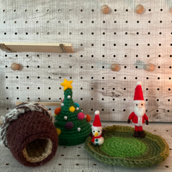 クリスマスツリーの小物入れ＆サンタクロースのコースター(雪だるま付き)羊毛フェルト 3枚目の画像