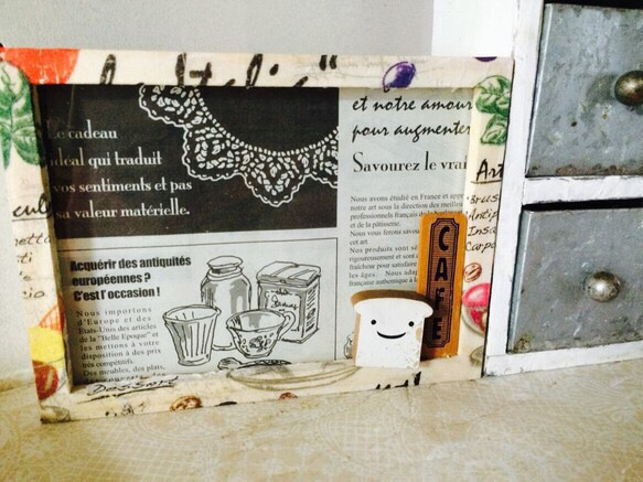 ビストロペーパーナプキン デコパージュとアンティーク風ペイントの両面写真立て♪カフェ風(安心送料無料) 2枚目の画像