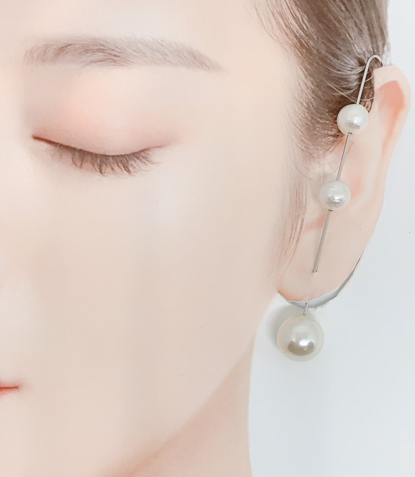 1235】ガラスチャームとパールのフックピアス 1235】ガラスチャームと