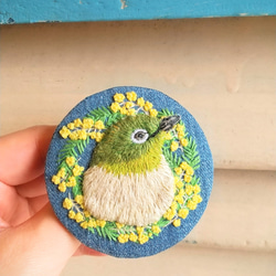 フレンチブルドックの手刺繍ブローチ ブローチ キコリヤ 通販