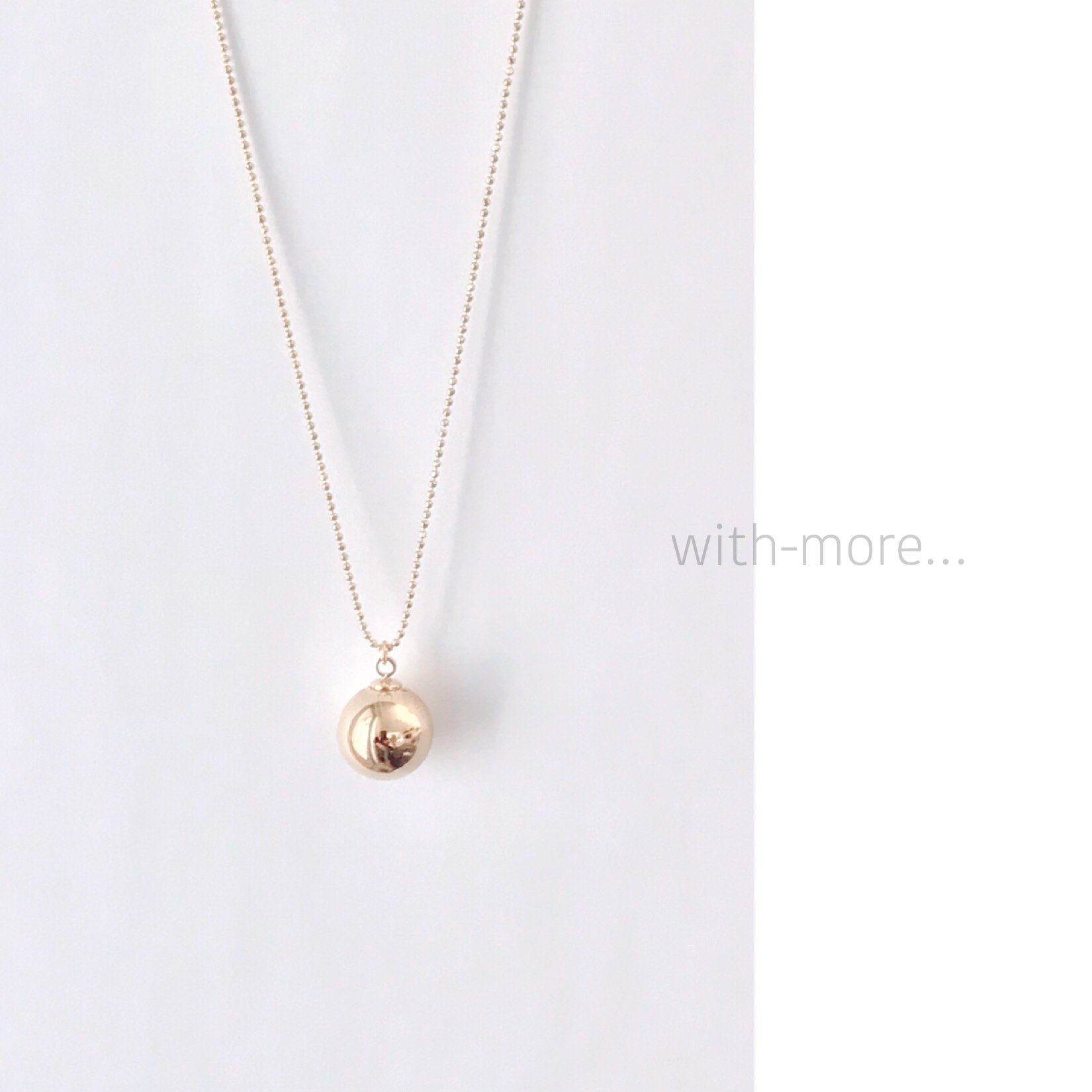 新作】メタルボール ロングネックレス♡ゴールド♡華奢ボール
