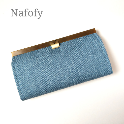 ハンドメイド デニムリメイク 長財布 L字ファスナー ビンテージ缶バッジ付き☆ ハンドメイド デニムリメイク 長財布 L字ファスナー ビンテージ