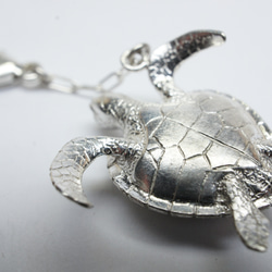 sea turtle pendant 3枚目の画像