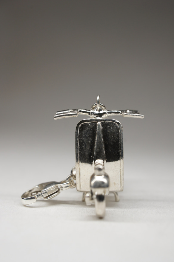 old vespa pendant 4枚目の画像