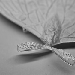 moth pendant 4枚目の画像