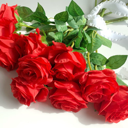 no24，3 朵紅玫瑰，紅色，豪華，婚禮，人造花，新娘配件，用於安排 第2張的照片