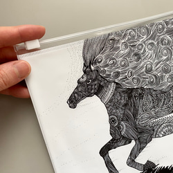 馬のビニールポーチ　文庫本すっぽりサイズ 5枚目の画像