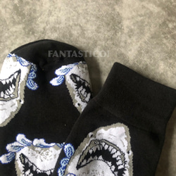 ジョーズ柄 サメ 鮫 ユニセックス靴下❤️スケーターソックス 3枚目の画像